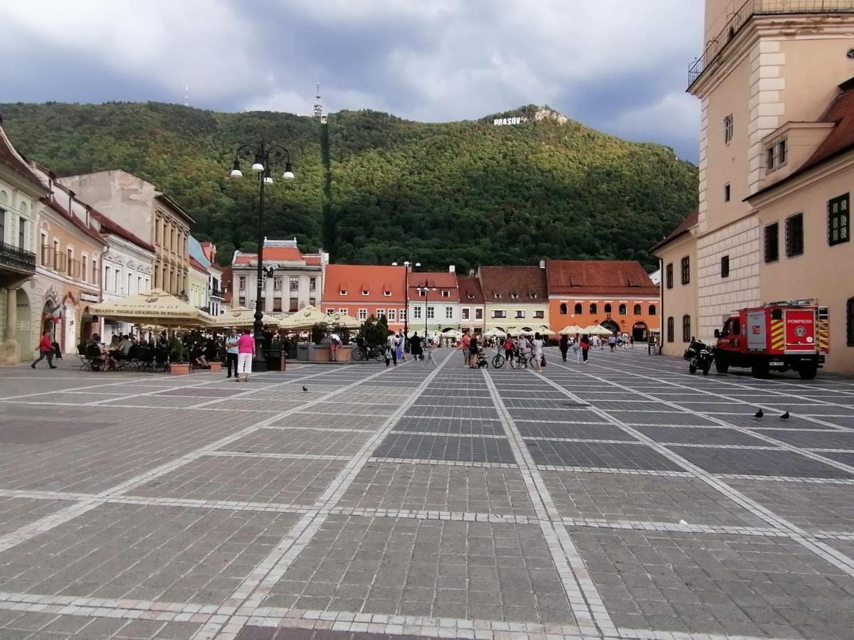 4 Rooms Piata Sfatului Braşov Dış mekan fotoğraf
