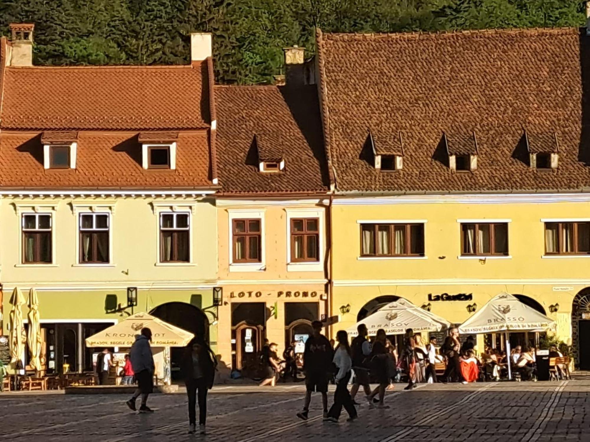 4 Rooms Piata Sfatului Braşov Dış mekan fotoğraf